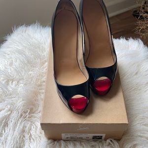 Christian Louboutin black patent 120/heel/38 Black
